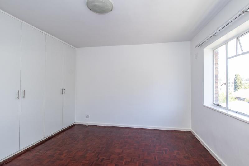 To Let 2 Bedroom Property for Rent in Wynberg Upper Western Cape